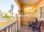 Resale - HOUSE -
ORIHUELA COSTA - La Regia