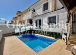 Wiederverkauf - HAUS -
ORIHUELA COSTA - La Zenia