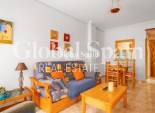 Wederverkoop - Appartement -
TORREVIEJA - Centro