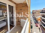 Wiederverkauf - WOHNUNG -
TORREVIEJA - Playa del cura