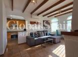 Wiederverkauf - VILLA -
ORIHUELA COSTA - VILLAMARTÍN