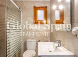 Revente - APPARTEMENT -
TORREVIEJA - Playa de los Naufragos