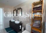 Odsprzedaż - WILLA  -
TORREVIEJA - 