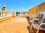Odsprzedaż - WILLA  -
TORREVIEJA - 