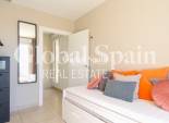 Resale - VILLA -
TORREVIEJA - Costa Blanca