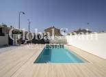 Resale - Villa -
TORREVIEJA - Aguas Nuevas