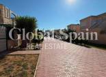 Wederverkoop - HUIS -
TORREVIEJA - Carrefour