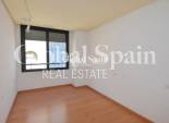Resale - APARTMENT -
TORREVIEJA - Centro - Muelle Pesquero