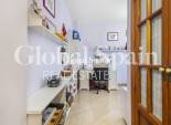 Odsprzedaż - WILLA  -
TORREVIEJA - 