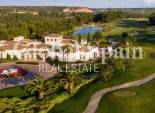 Odsprzedaż - PENTHOUSE -
ORIHUELA - LAS COLINAS GOLF RESORT