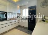 Resale - APARTMENT -
ROJALES - Inland