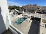 Revente - APPARTEMENT -
PILAR DE LA HORADADA - Costa Blanca