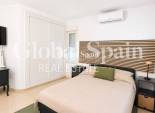 Revente - VILLA -
VILLAMARTÍN - Costa Blanca