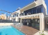 Resale - HOUSE -
ORIHUELA COSTA - Costa Blanca