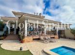Wiederverkauf - VILLA -
DEHESA DE CAMPOAMOR - Costa Blanca