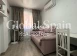 Venta - Apartamento -
TORREVIEJA - Centro