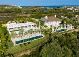 Nieuwbouw - VILLA -
CASARES - Pedregales