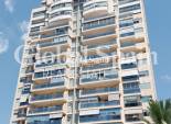 Wederverkoop - APPARTEMENT -
BENIDORM - Levante