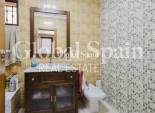 Odsprzedaż - WILLA  -
TORREVIEJA - 