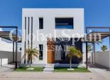 Nouvelle construction - VILLA -
PILAR DE LA HORADADA - Lo Romero Golf
