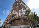 Revente - APPARTEMENT -
TORREVIEJA - Estacion de autobuses