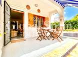 Wiederverkauf - VILLA -
LA ZENIA - Costa Blanca
