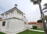 Wederverkoop - VILLA -
ORIHUELA COSTA - CABO ROIG