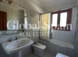 Odsprzedaż - WILLA  -
TORREVIEJA - 