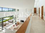 Neubau - VILLA -
CASARES - Pedregales