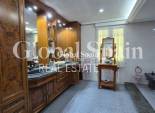 Revente - VILLA -
ORIHUELA - Inland