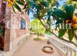 Wederverkoop - VILLA -
TORREVIEJA - LOS BALCONES - LOS ALTOS
