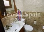Wederverkoop - HUIS -
TORREVIEJA - Costa Blanca