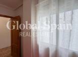 Revente - APPARTEMENT -
TORREVIEJA - Playa del Cura