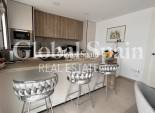 Revente - VILLA -
SAN MIGUEL DE SALINAS - Costa Blanca