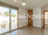 Wederverkoop - Villa -
TORREVIEJA - Aguas nuevas 2