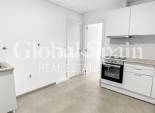 Revente - APPARTEMENT -
TORREVIEJA - El Acequión - Los Náufragos