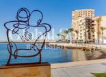 Wederverkoop - APPARTEMENT -
TORREVIEJA - Estacion de autobuses