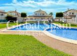 Resale - HOUSE -
ORIHUELA COSTA - Costa Blanca