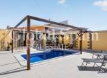 Wederverkoop - VILLA -
TORREVIEJA - Costa Blanca