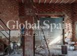 Venta - CASA -
LOS MONTESINOS