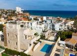 Wiederverkauf - VILLA -
LA ZENIA - Costa Blanca