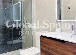 Revente - APPARTEMENT -
TORREVIEJA - Playa del Cura