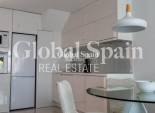 Revente - PENTHOUSE -
TORRE DE LA HORADADA - Costa Blanca