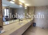 Venta - VILLA -
PERALEJA GOLF - Inland