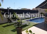 Wederverkoop - VILLA -
DAYA NUEVA - Costa Blanca
