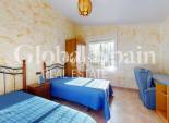 Resale - VILLA -
ORIHUELA