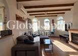 Resale - VILLA -
ORIHUELA COSTA - VILLAMARTÍN
