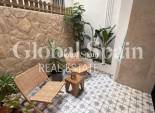 Wederverkoop - APPARTEMENT -
TORREVIEJA - Estacion de autobuses