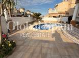 Wederverkoop - VILLA -
ORIHUELA COSTA - Costa Blanca