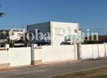 Wederverkoop - VILLA -
TORREVIEJA - Torreta Florida